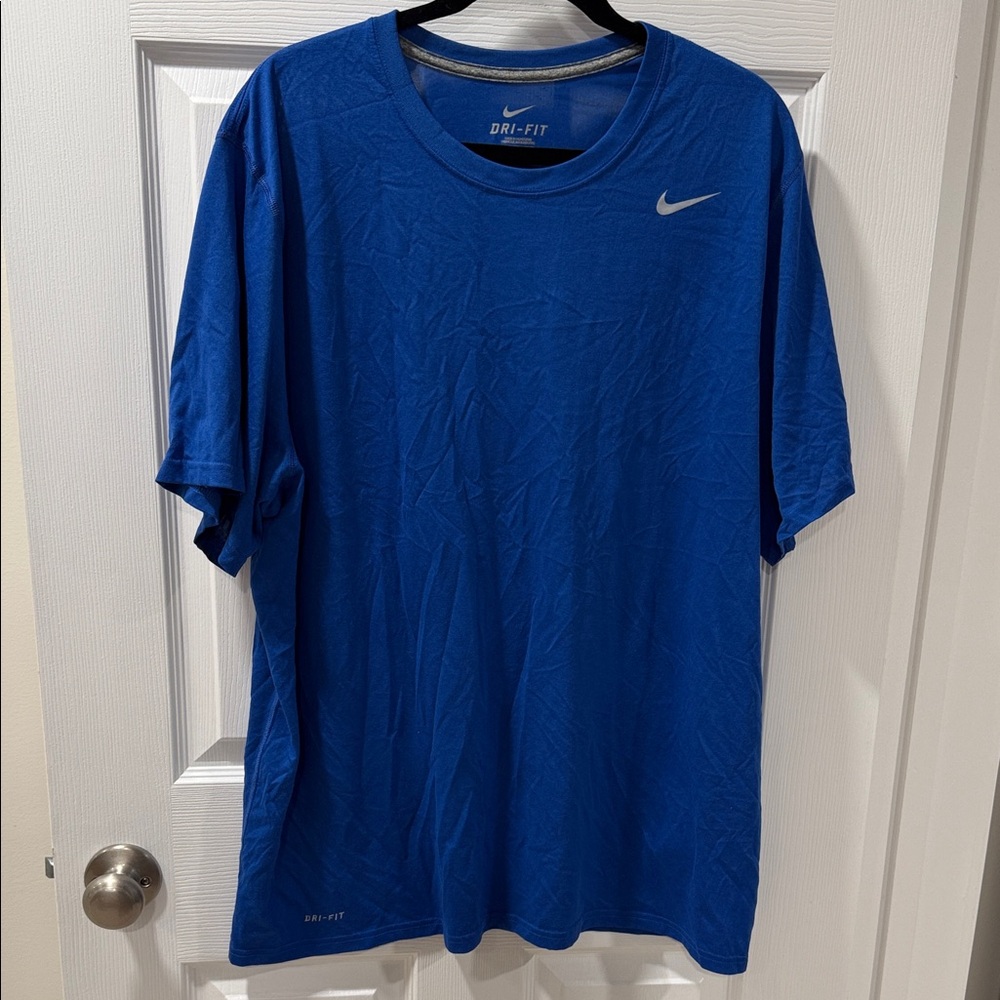 Nike Dri-Fit Men's Short Sleeve Blue Tee